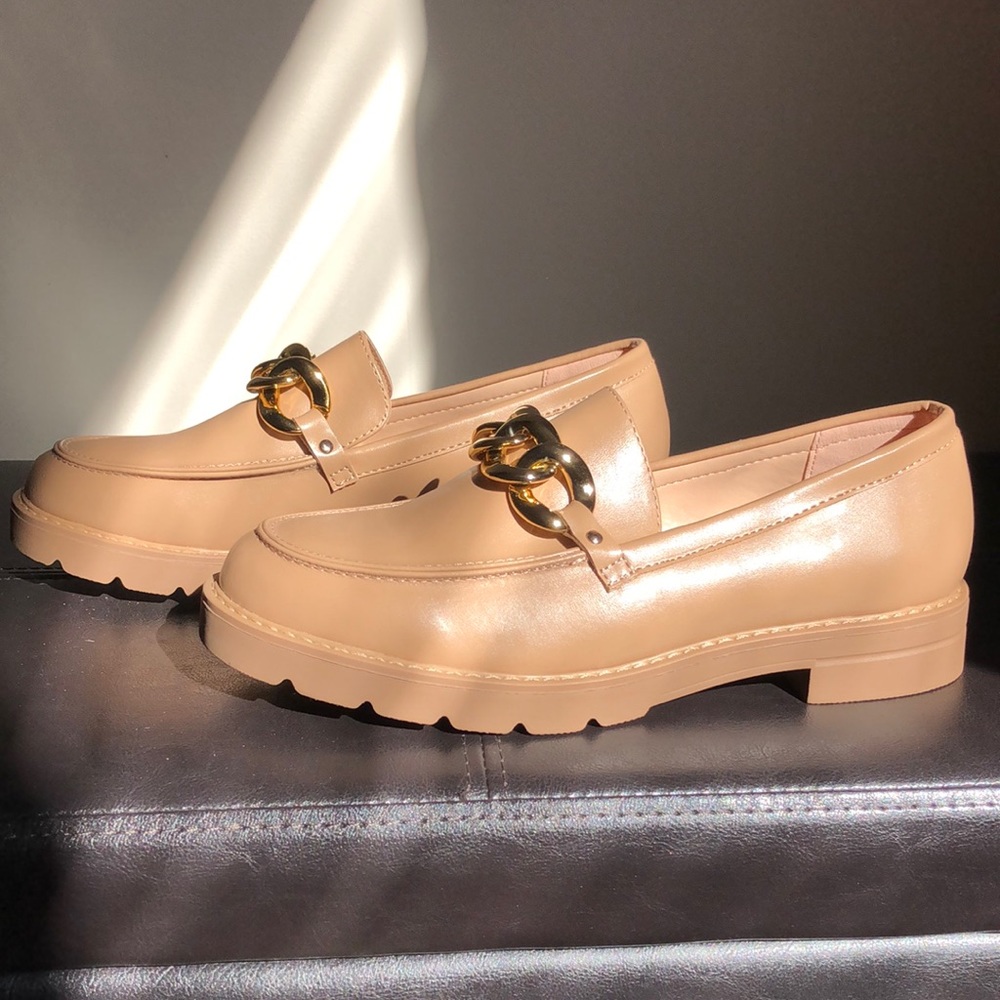 Casual loafers by Shoedazzle, new in box, size 8.5, low heel